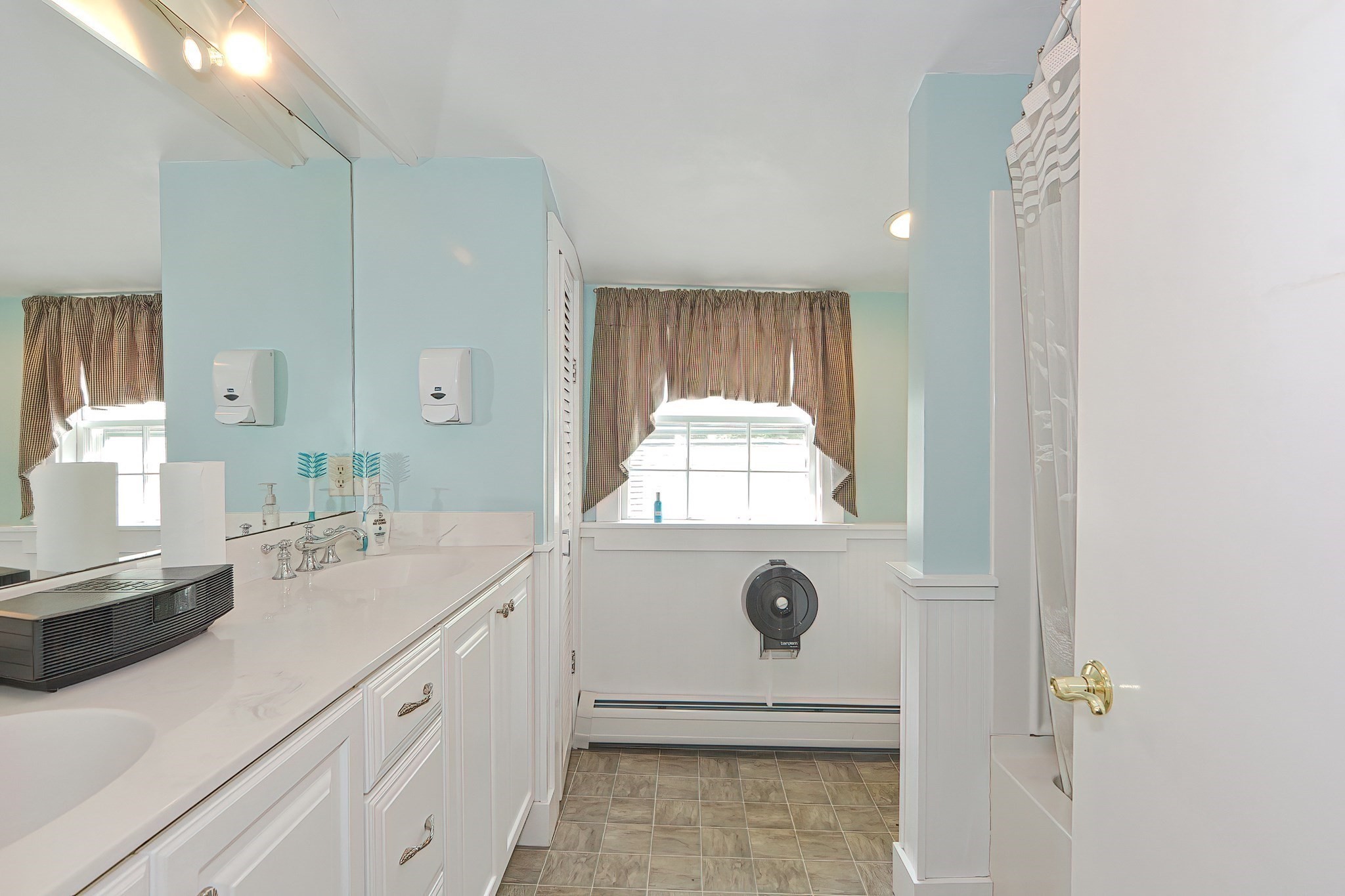 159 Hartford Ave E, Mendon, MA 01756 - Image 28