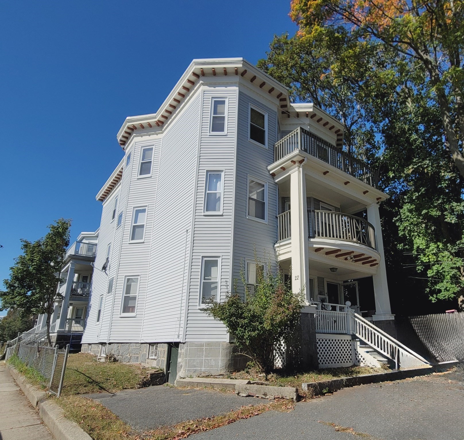 dorchester - #73332338