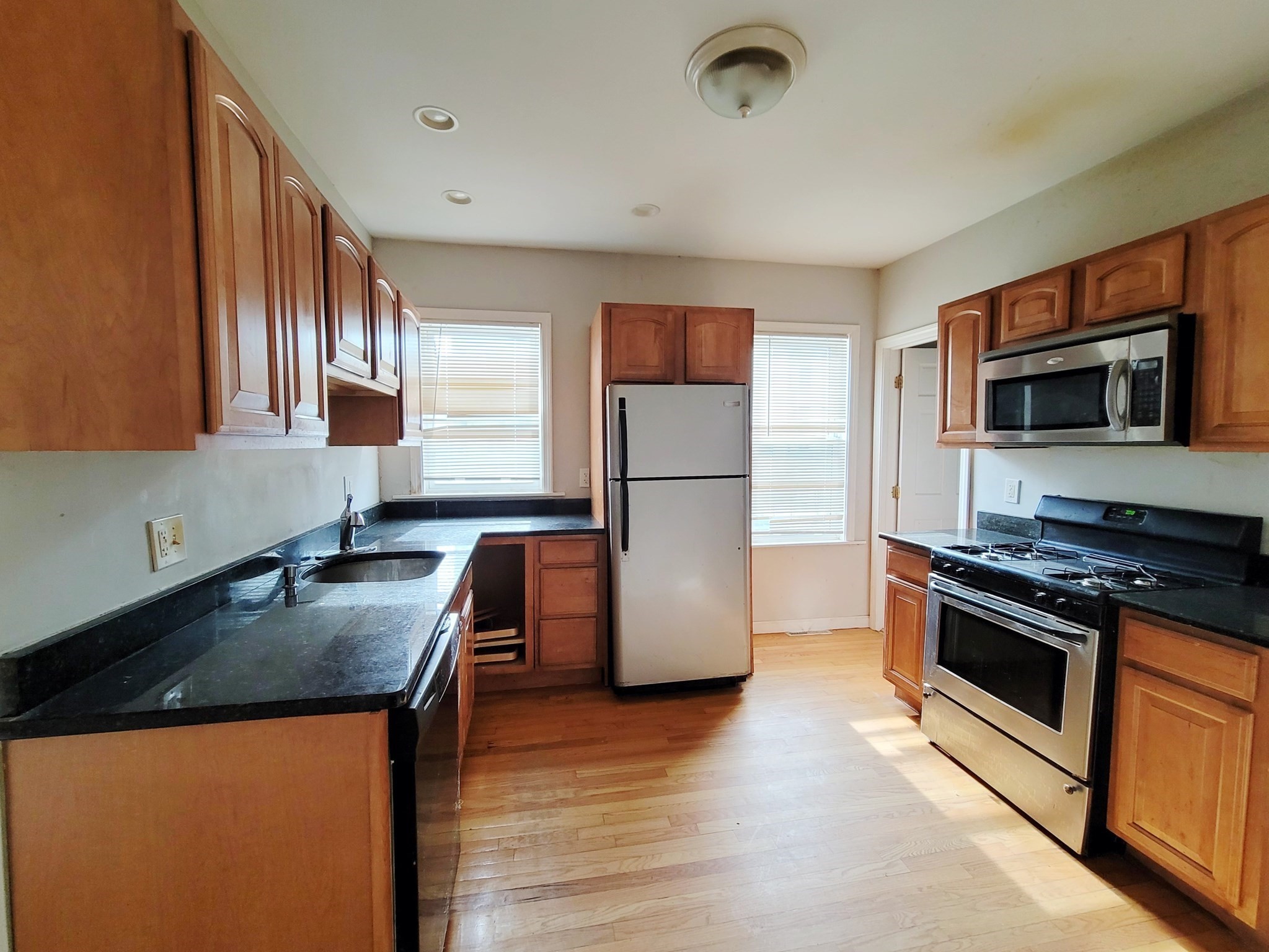 dorchester - #73332338