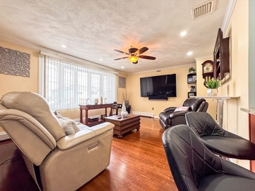 34 Rumney Rd, Apt 1