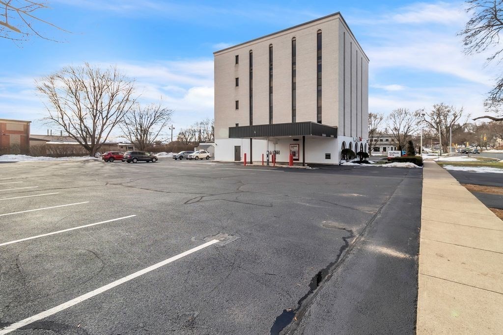 225 Park Ave Unit 3, West Springfield, MA 01089 - Image 3