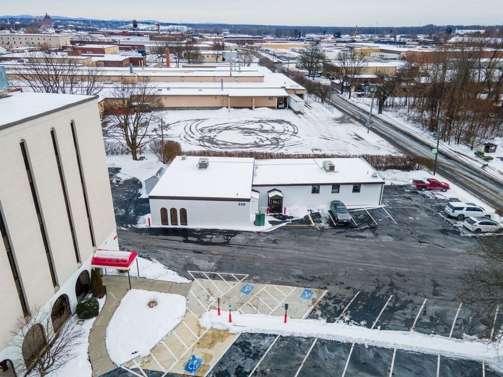 229 Park Ave, West Springfield, MA 01089 - Image 1