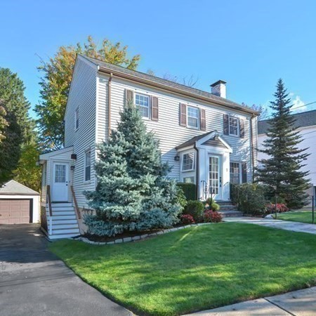 7 Neillian Cresc, Boston - Jamaica Plain, MA 02130