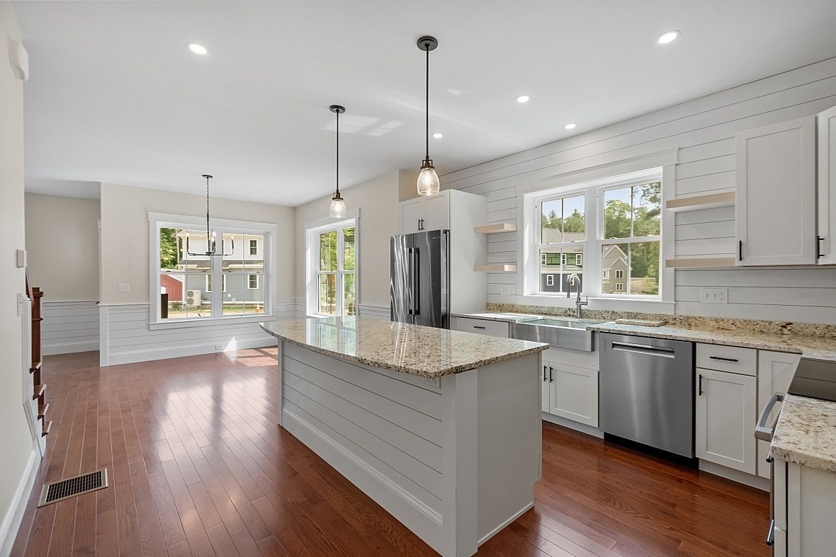 13 Kay'S Walk, Carlisle, MA 01741