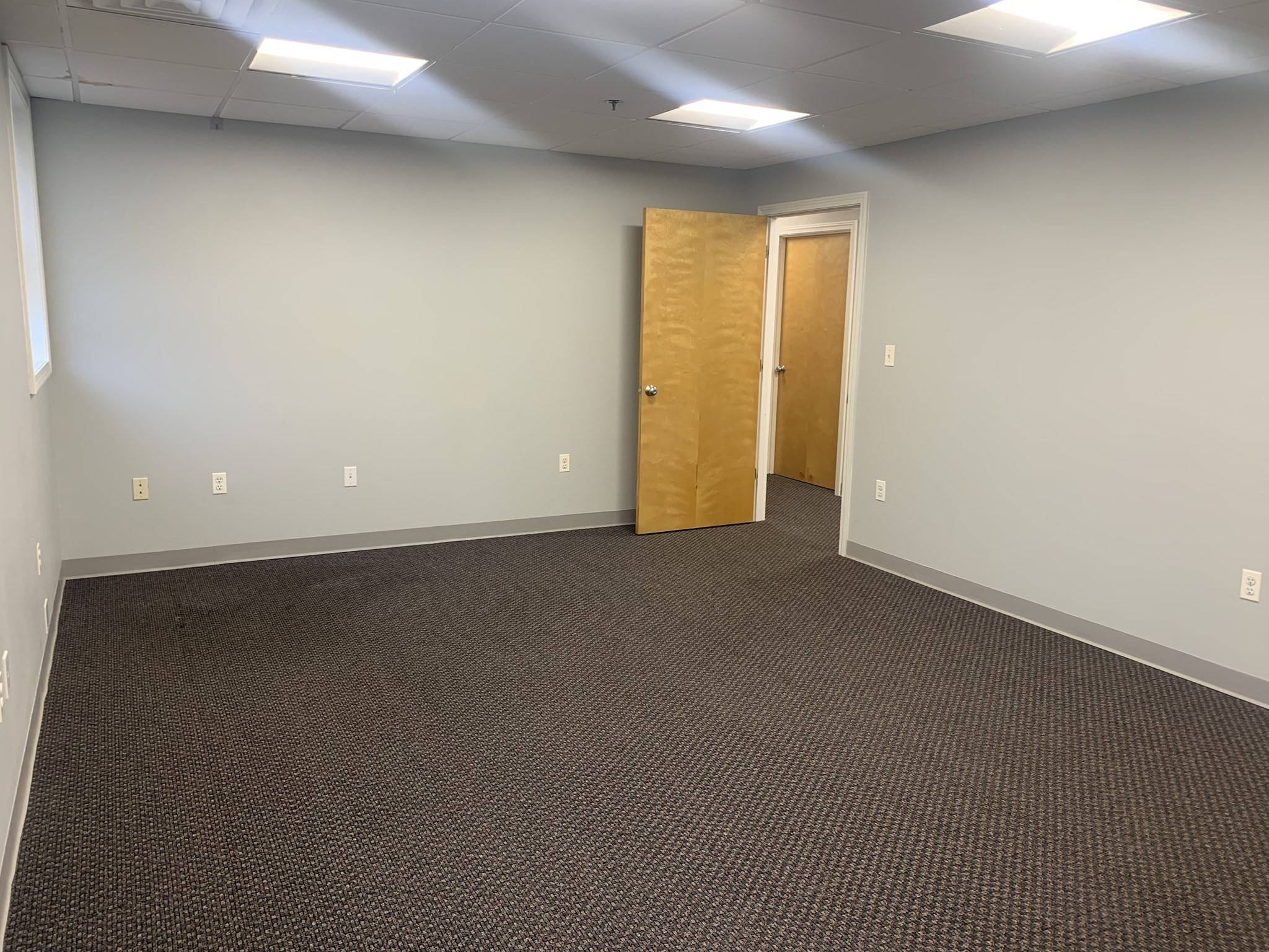 16 Anderson St Unit 208, Marblehead, MA 01945 - Image 1