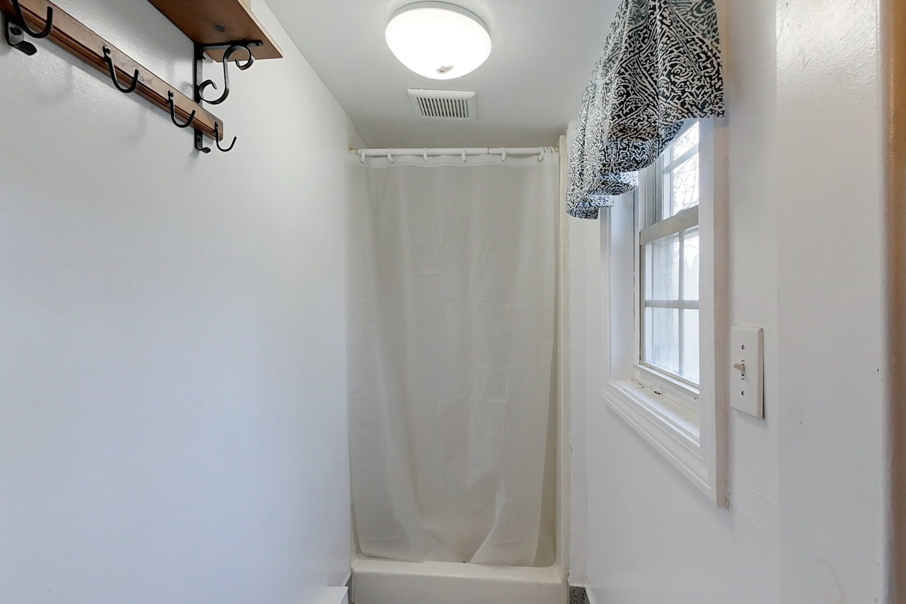 203 Main St, Leominster, MA 01453 - Image 22