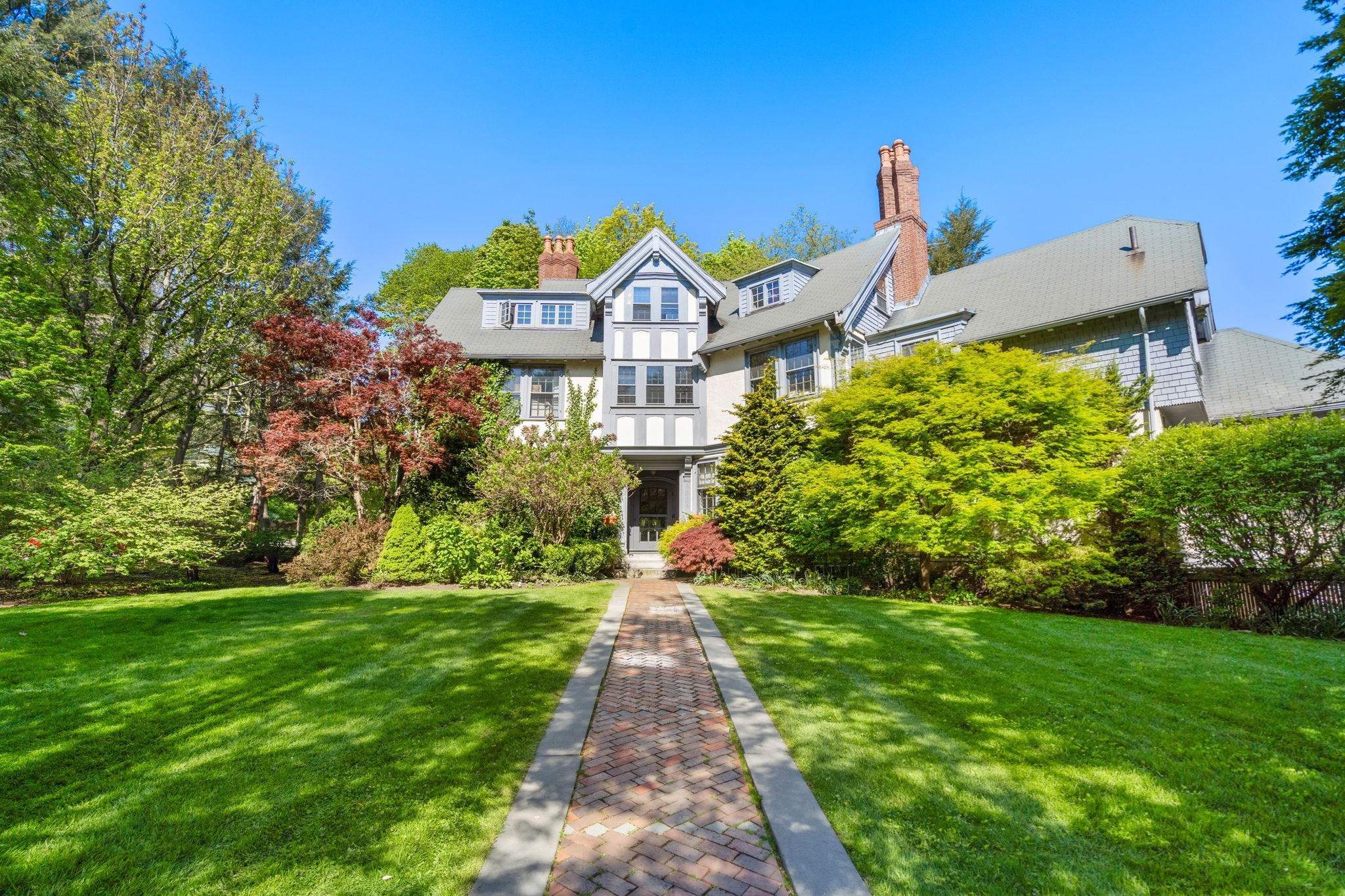 469 Walnut St, Brookline, MA 02445