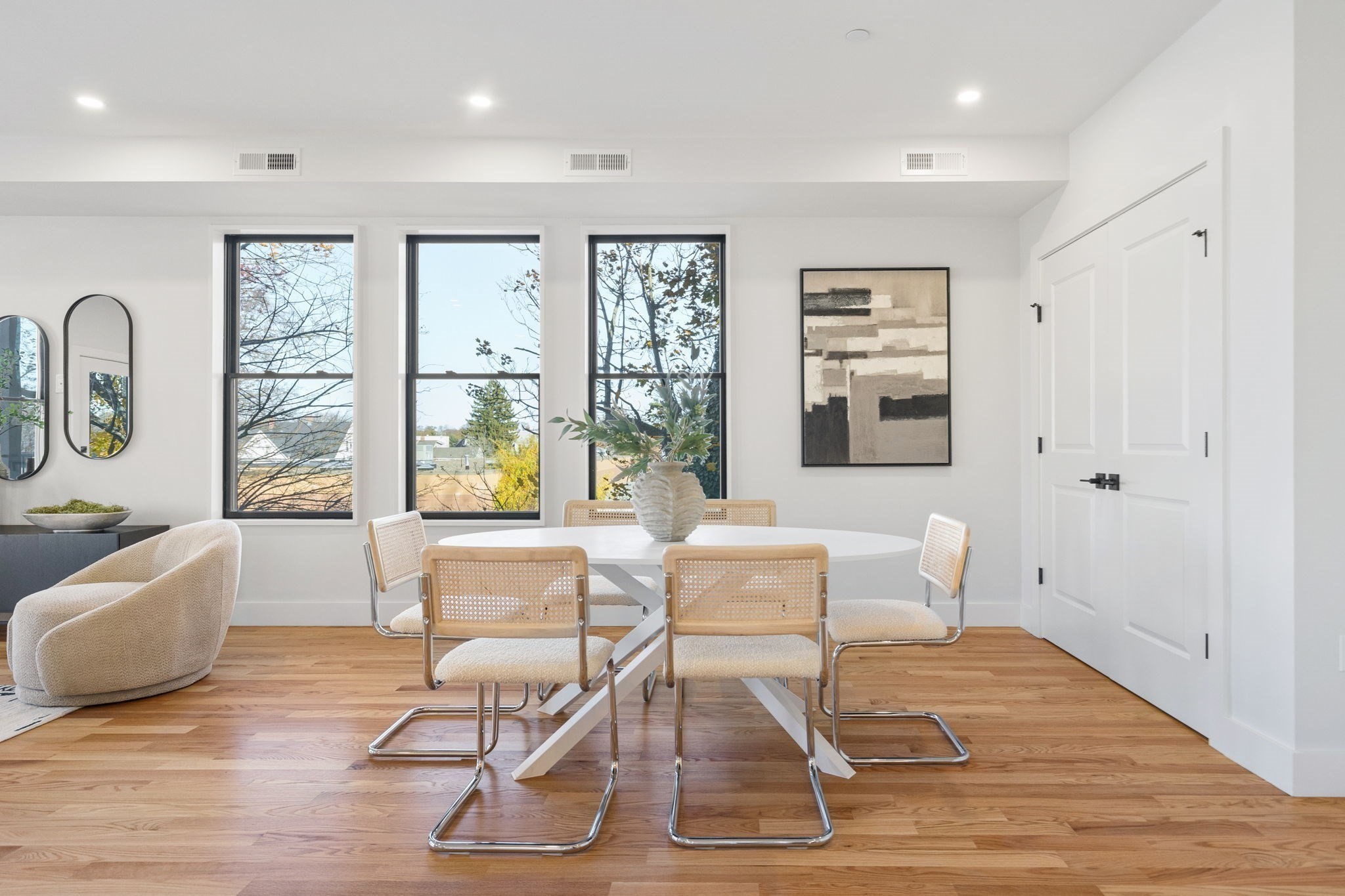 dorchester - #73342905