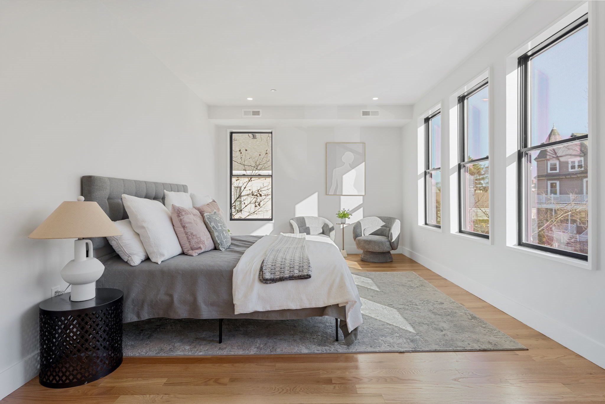 dorchester - #73342905