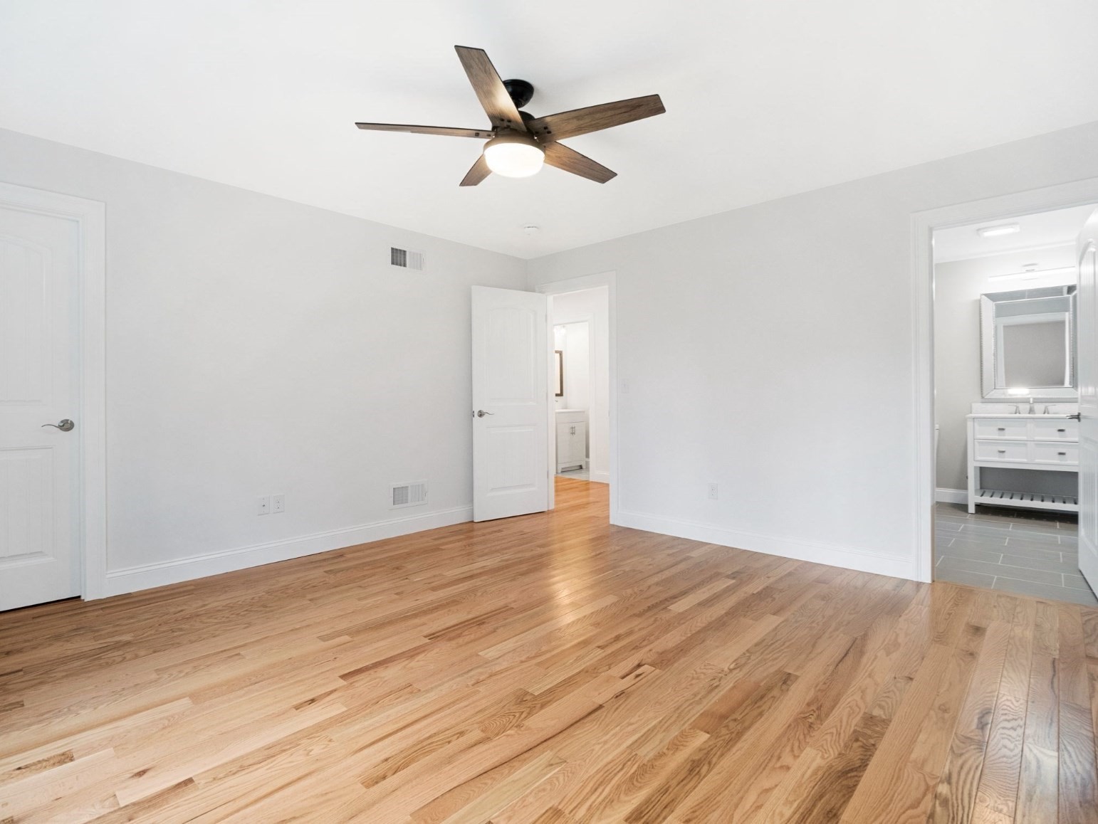 55 Morton Ave, Dartmouth, MA 02747 - Image 25