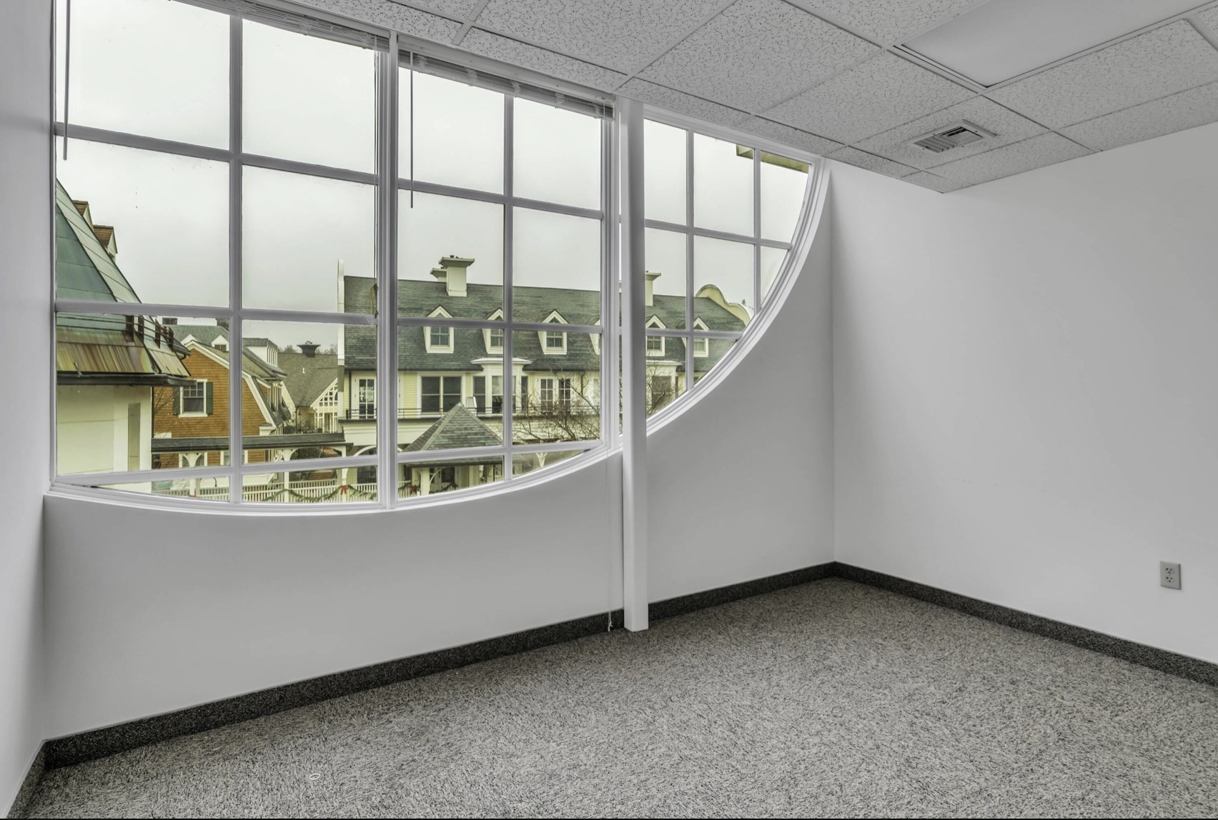 17 College, South Hadley, MA 01075 - Image 18