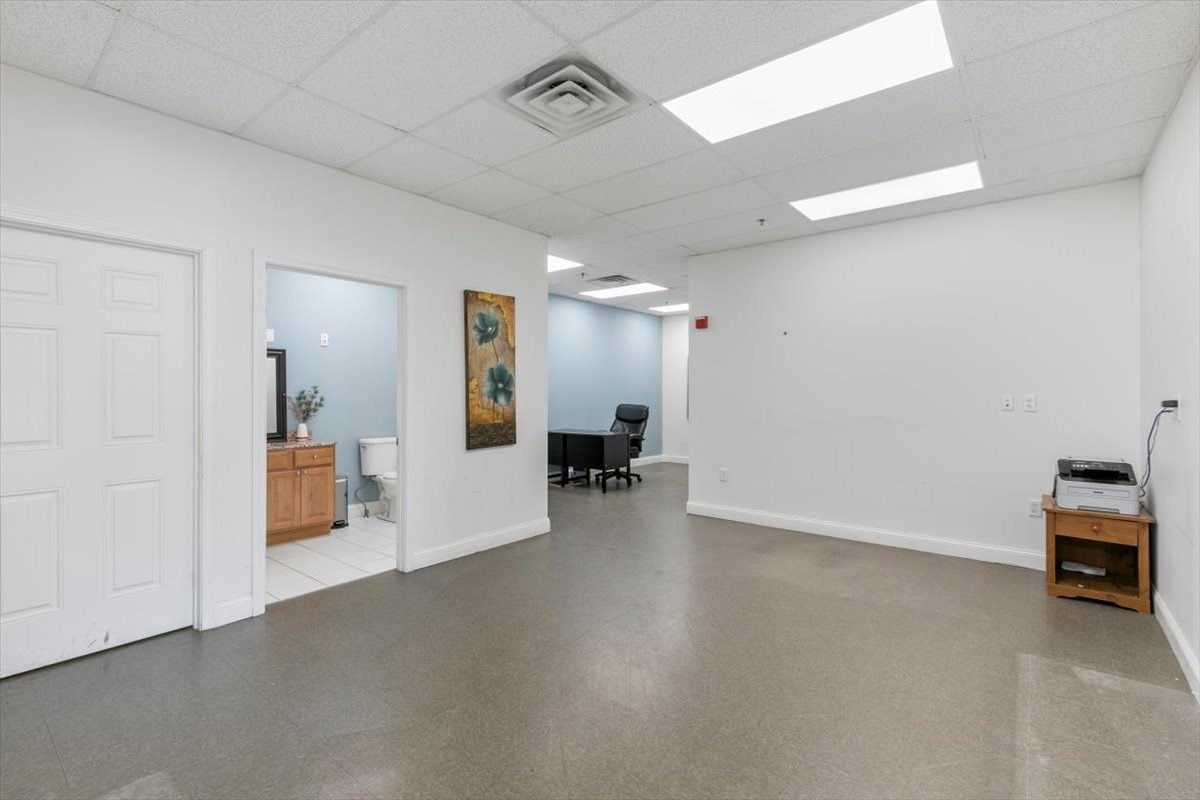 1211 Osgood St Unit 3a, North Andover, MA 01845 - Image 17