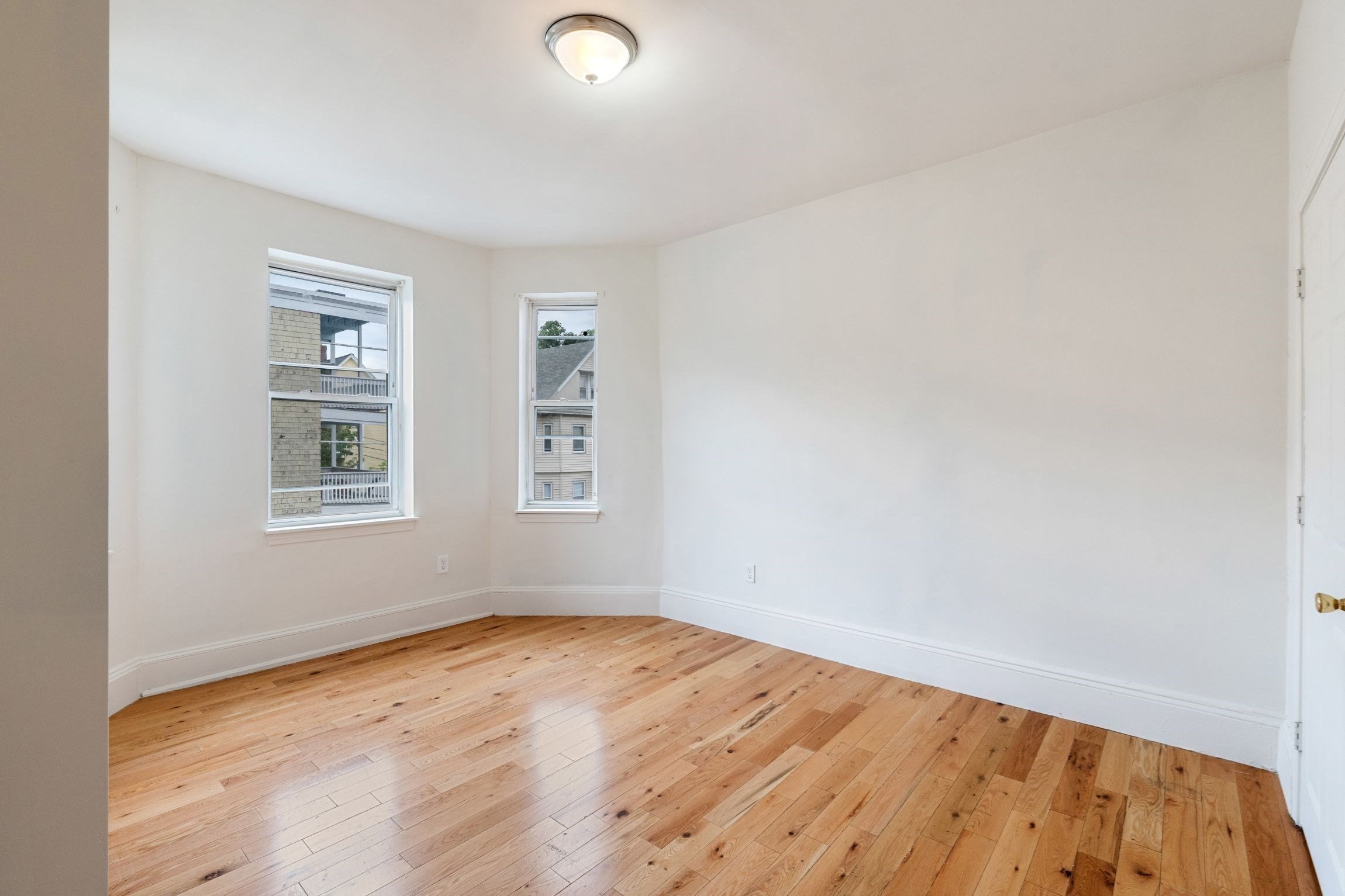 dorchester - #73345544
