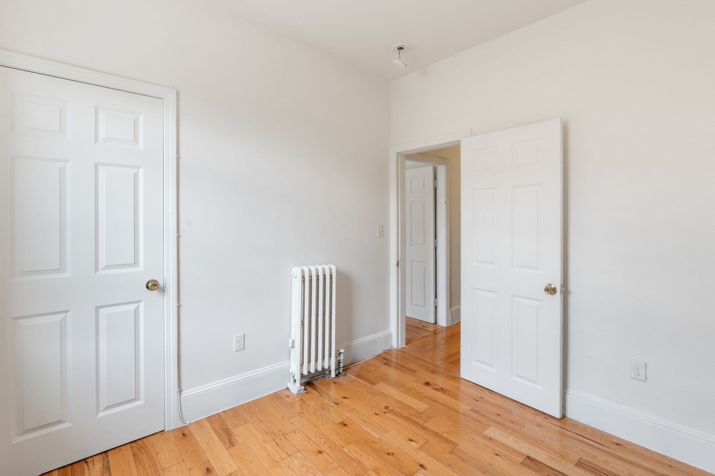dorchester - #73345544