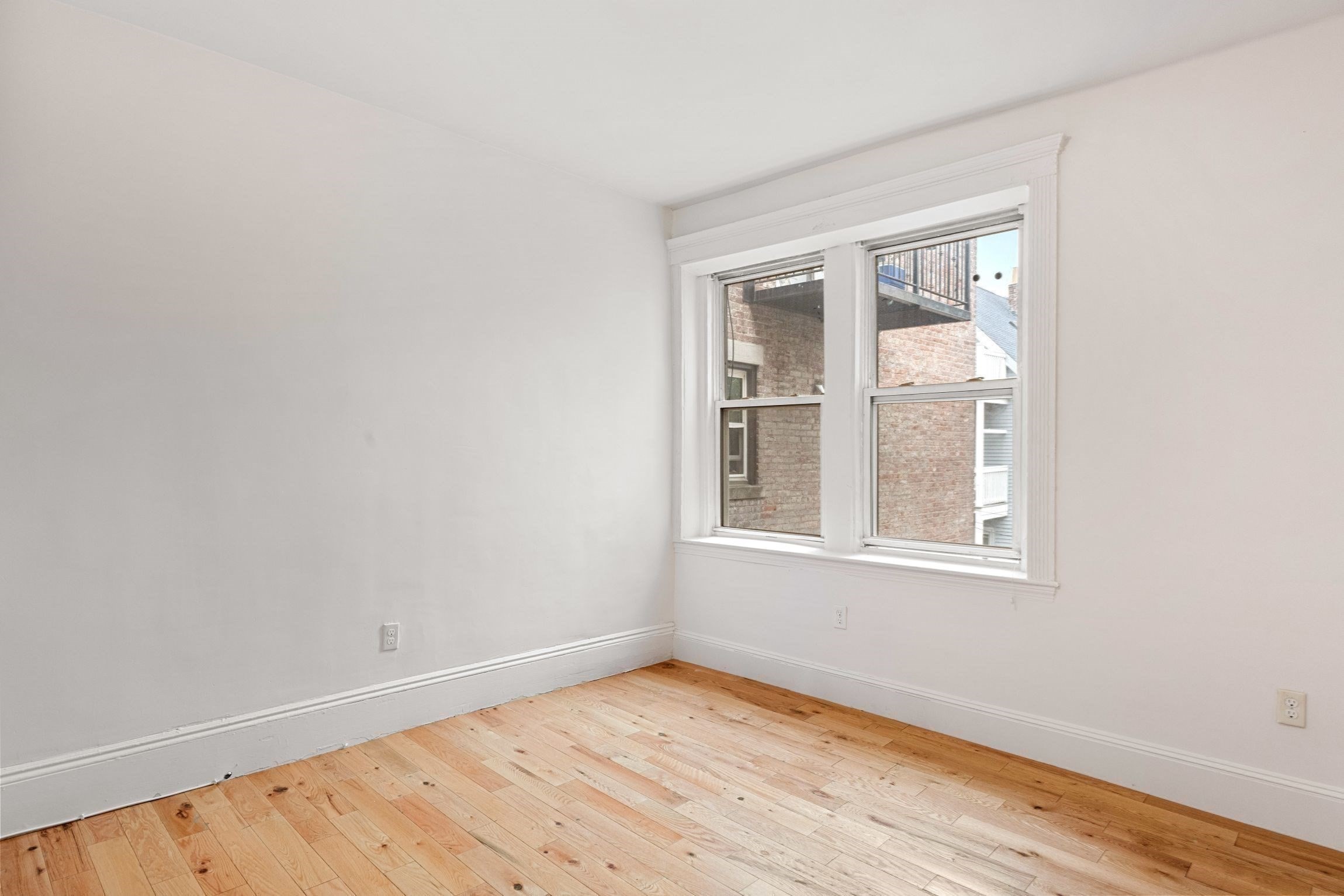 dorchester - #73345544