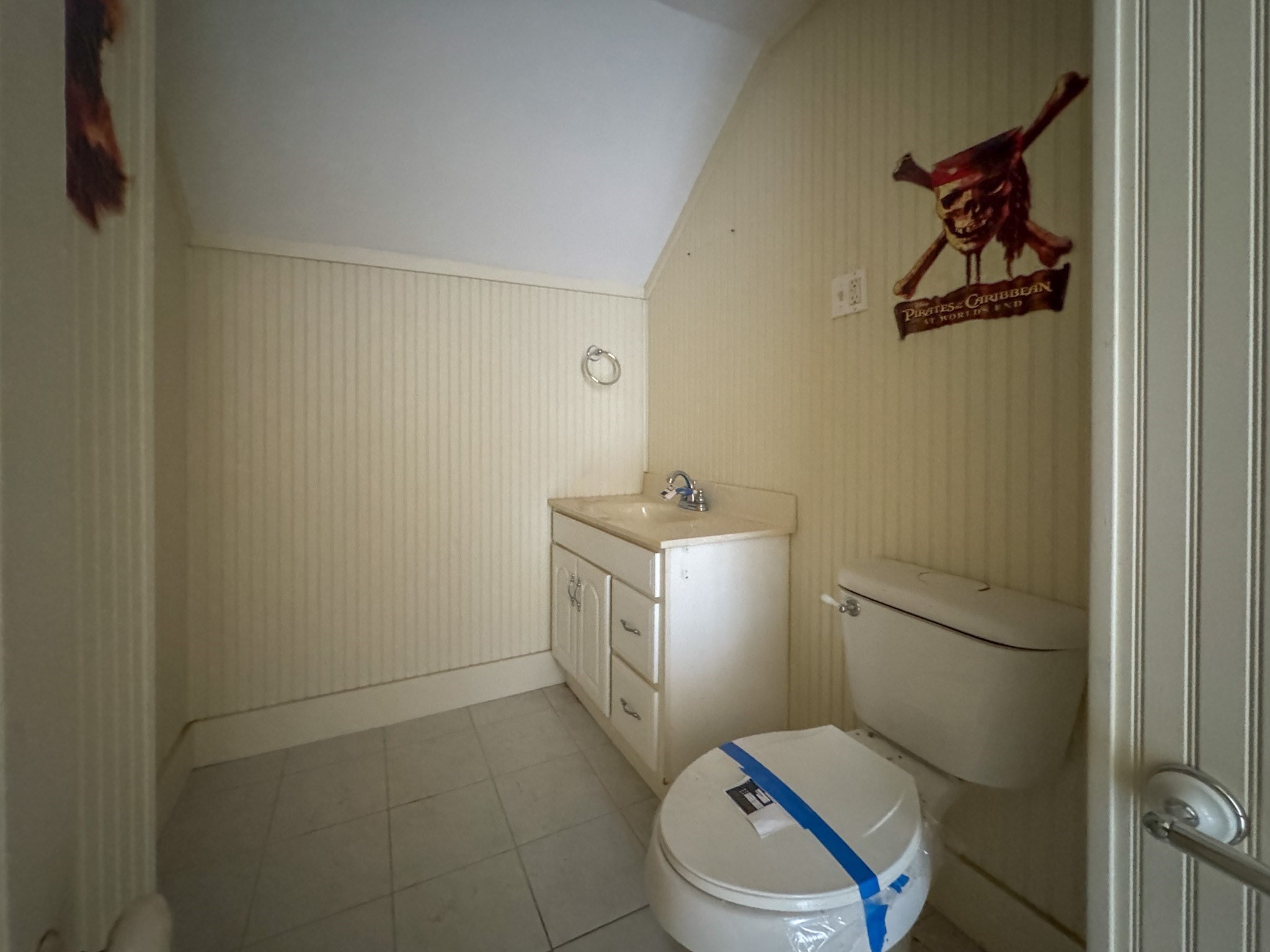 34 Smithfield Rd, Woonsocket, RI 02895 - Image 15