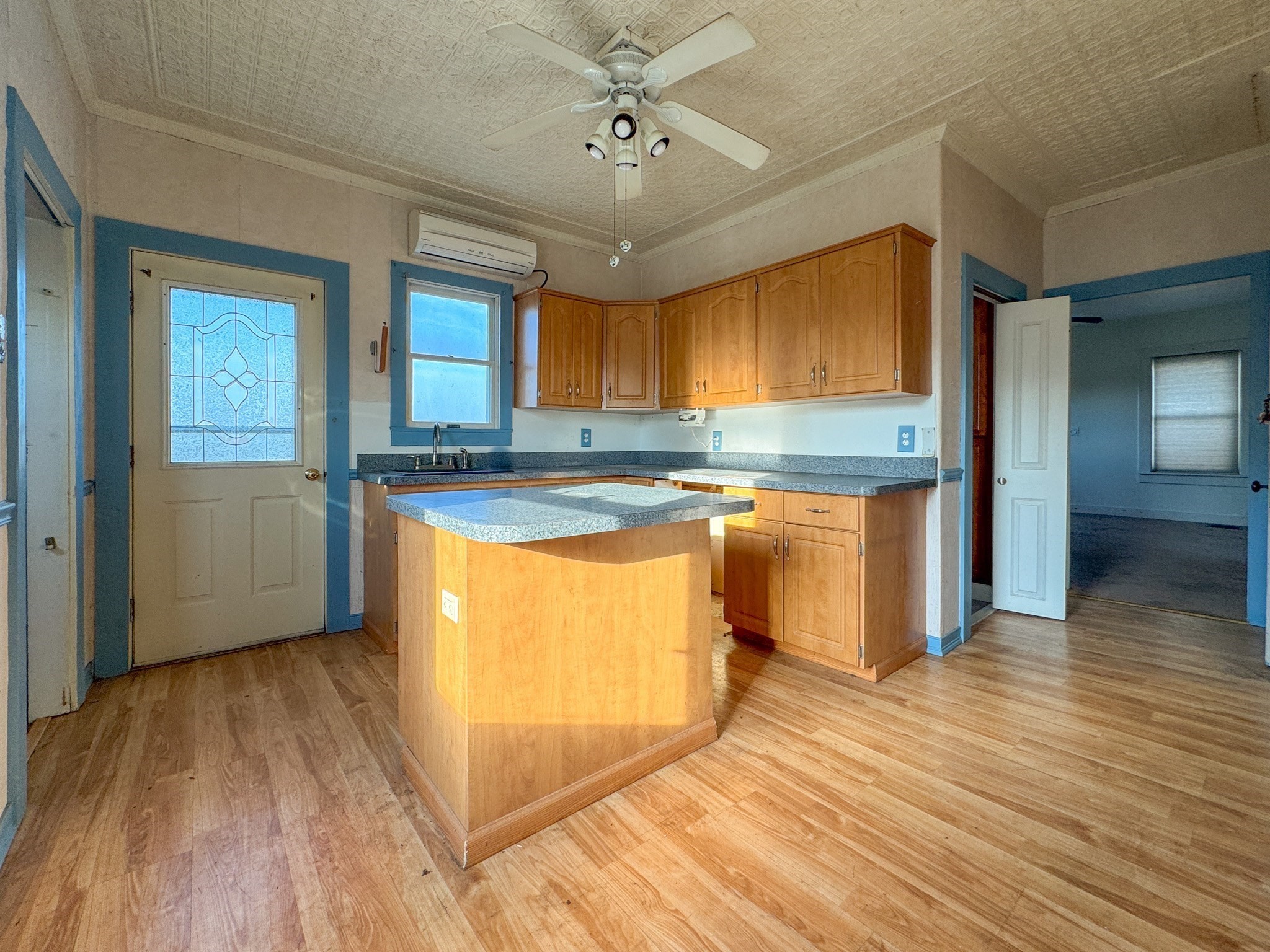 34 Smithfield Rd, Woonsocket, RI 02895 - Image 25