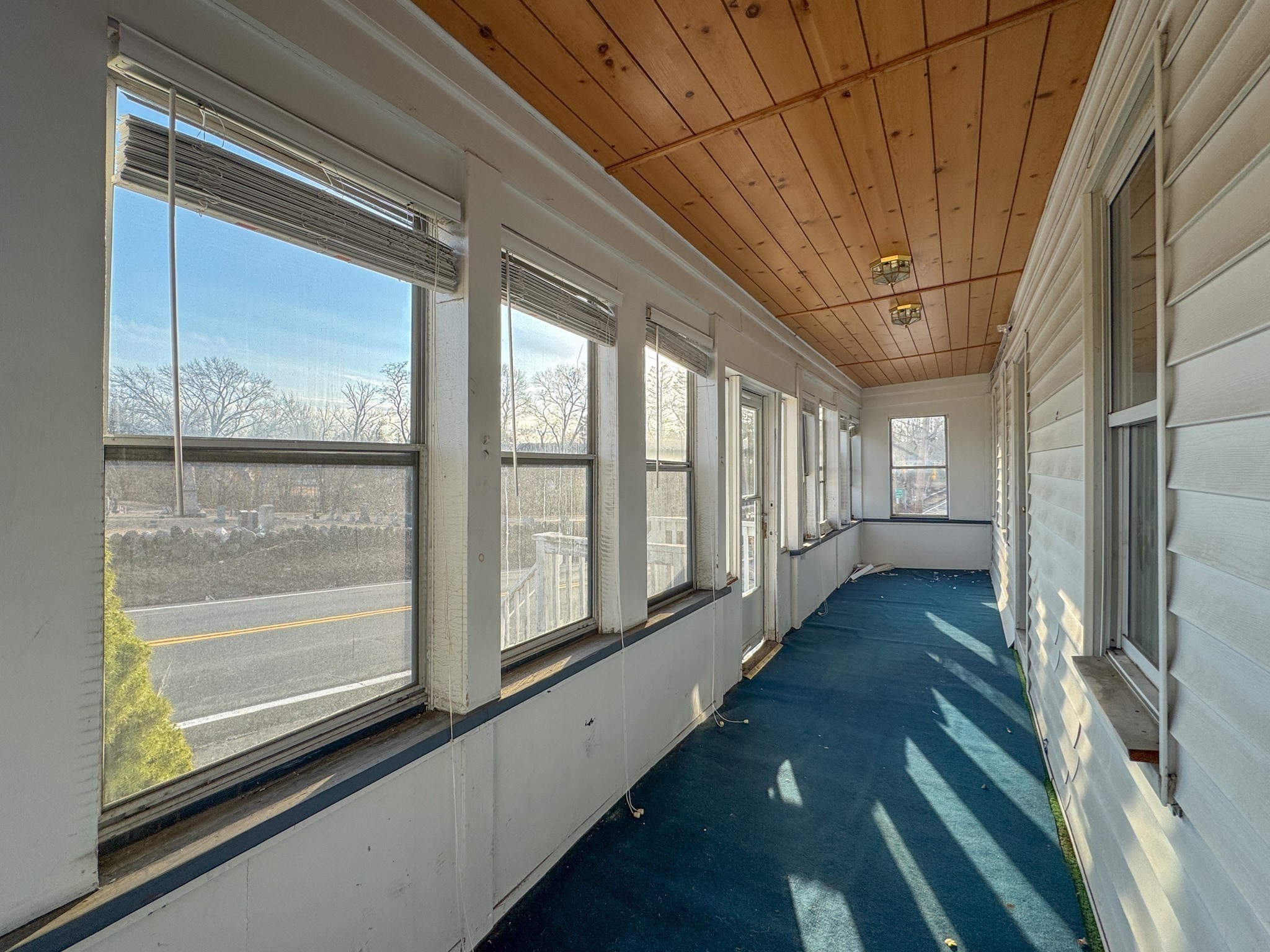 34 Smithfield Rd, Woonsocket, RI 02895 - Image 31