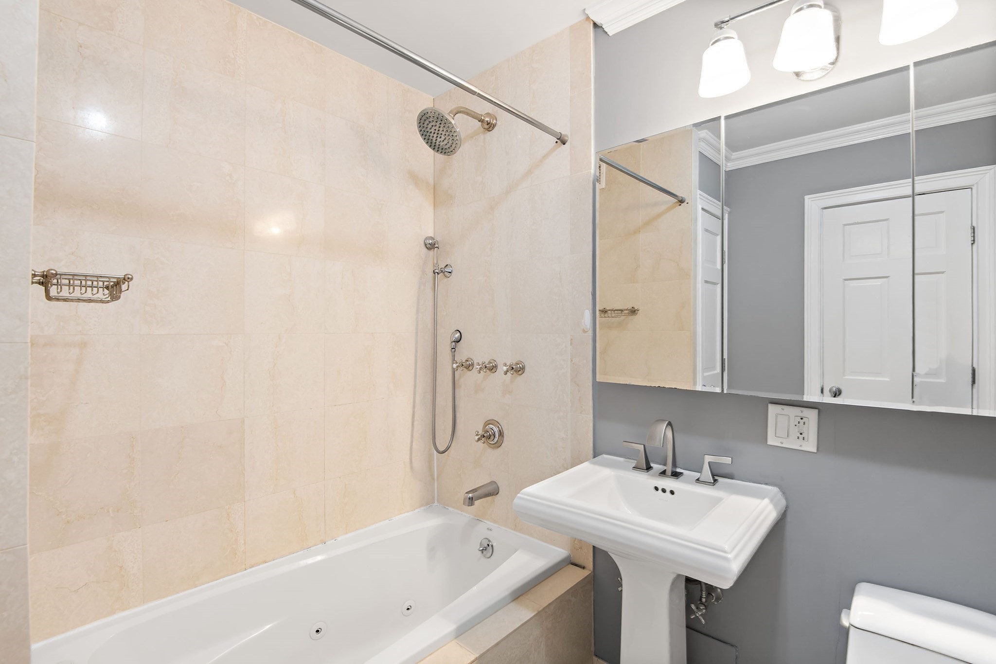 85 East India Row Unit 10A, Downtown, Boston, MA 02110 - Image 14