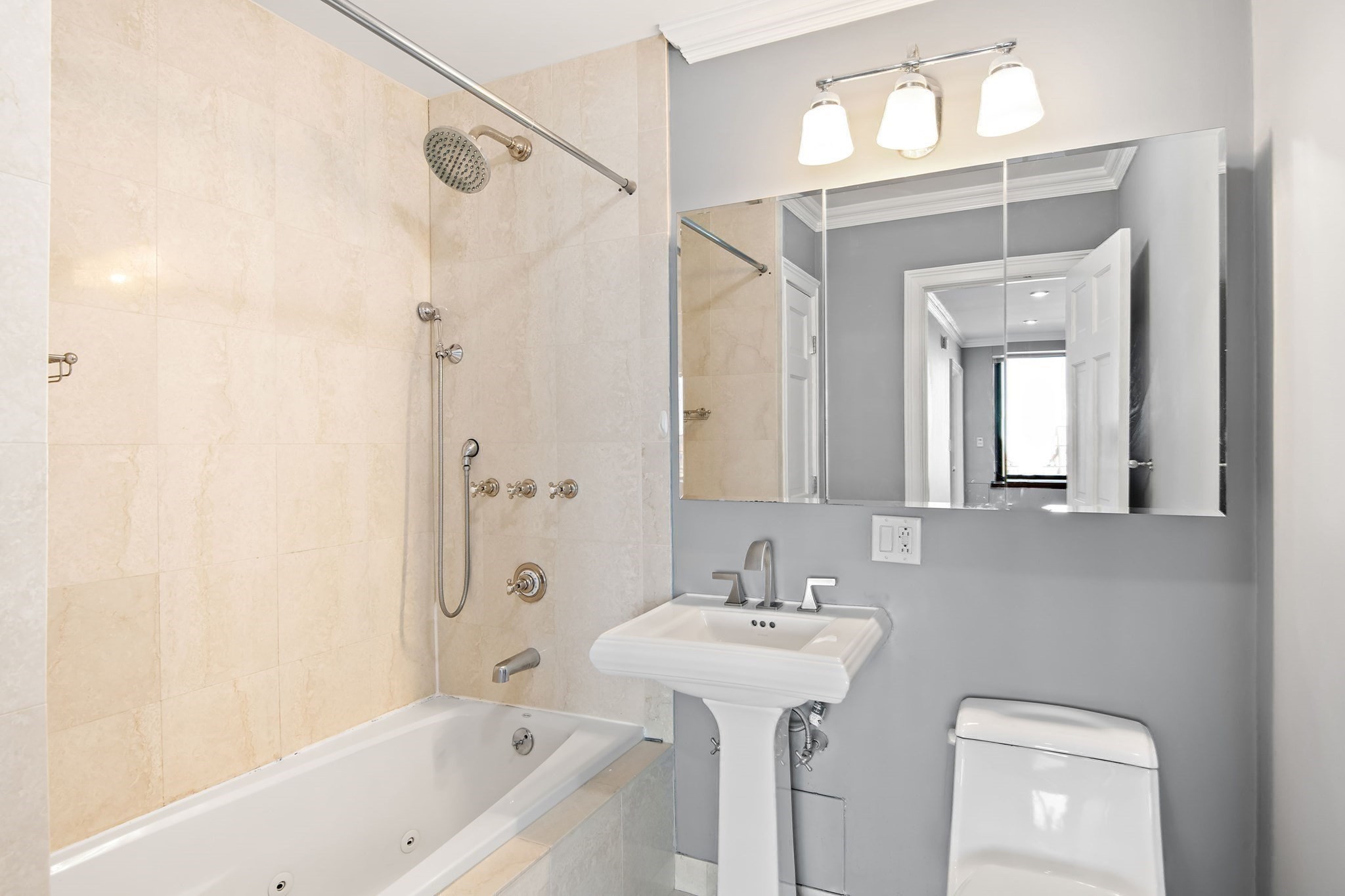 85 East India Row Unit 10A, Downtown, Boston, MA 02110 - Image 15