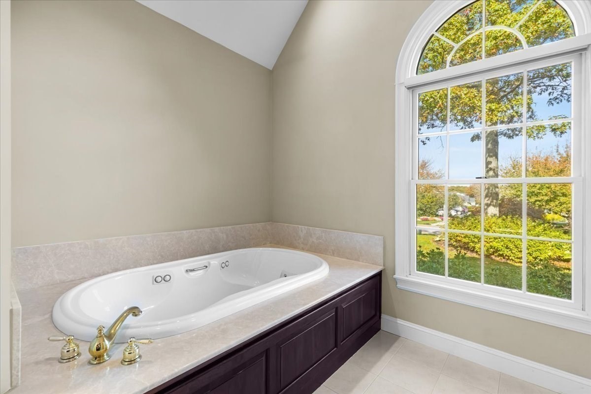 53 White Cliff Dr, Plymouth, MA 02360 - Image 16