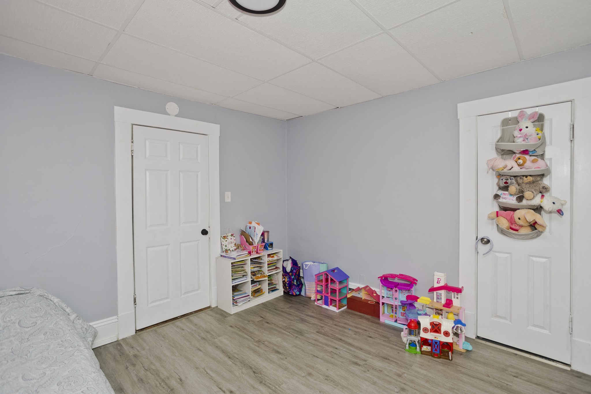 4 Columbia St, Holyoke, MA 01040 - Image 17