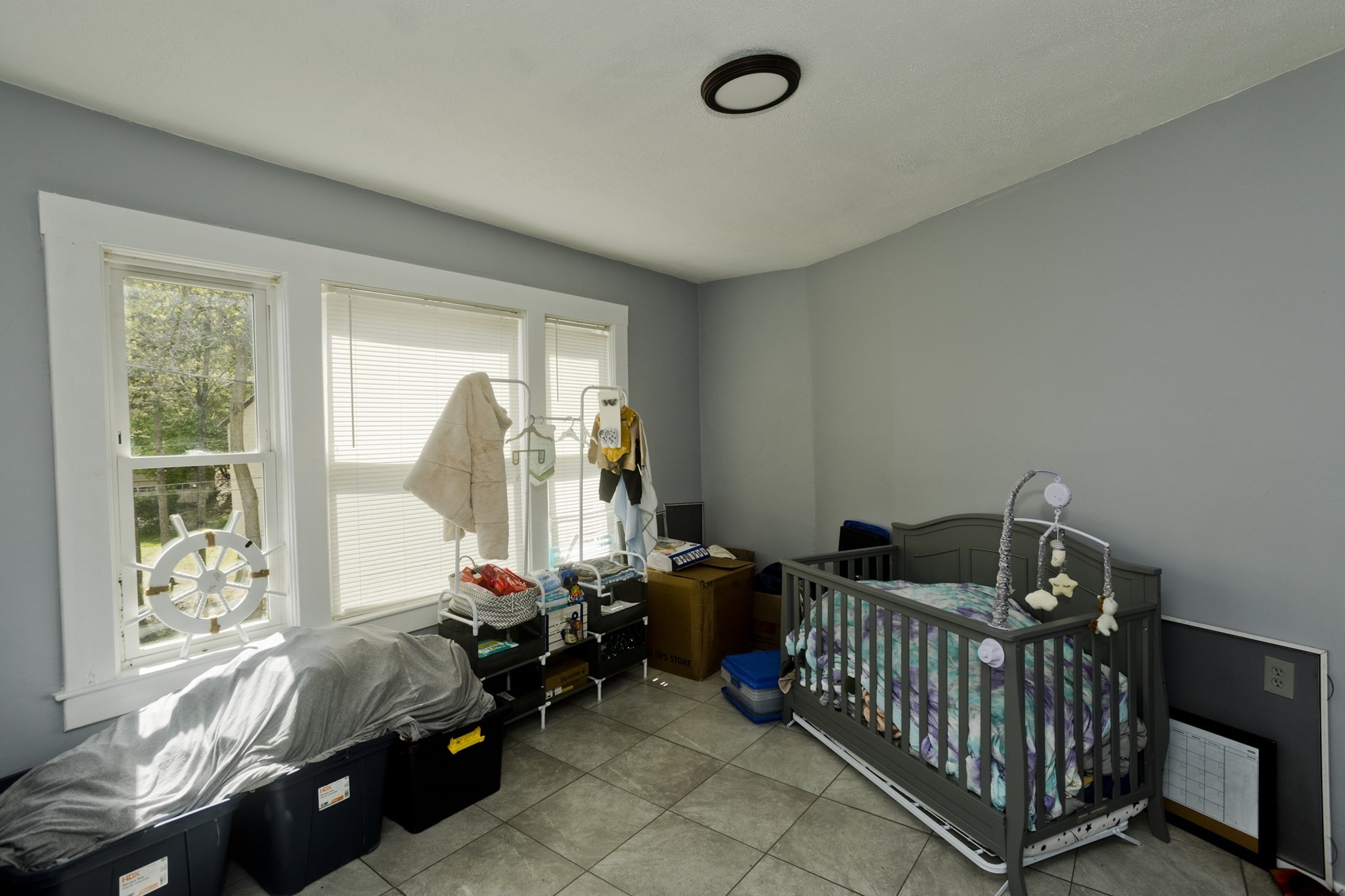 4 Columbia St, Holyoke, MA 01040 - Image 21