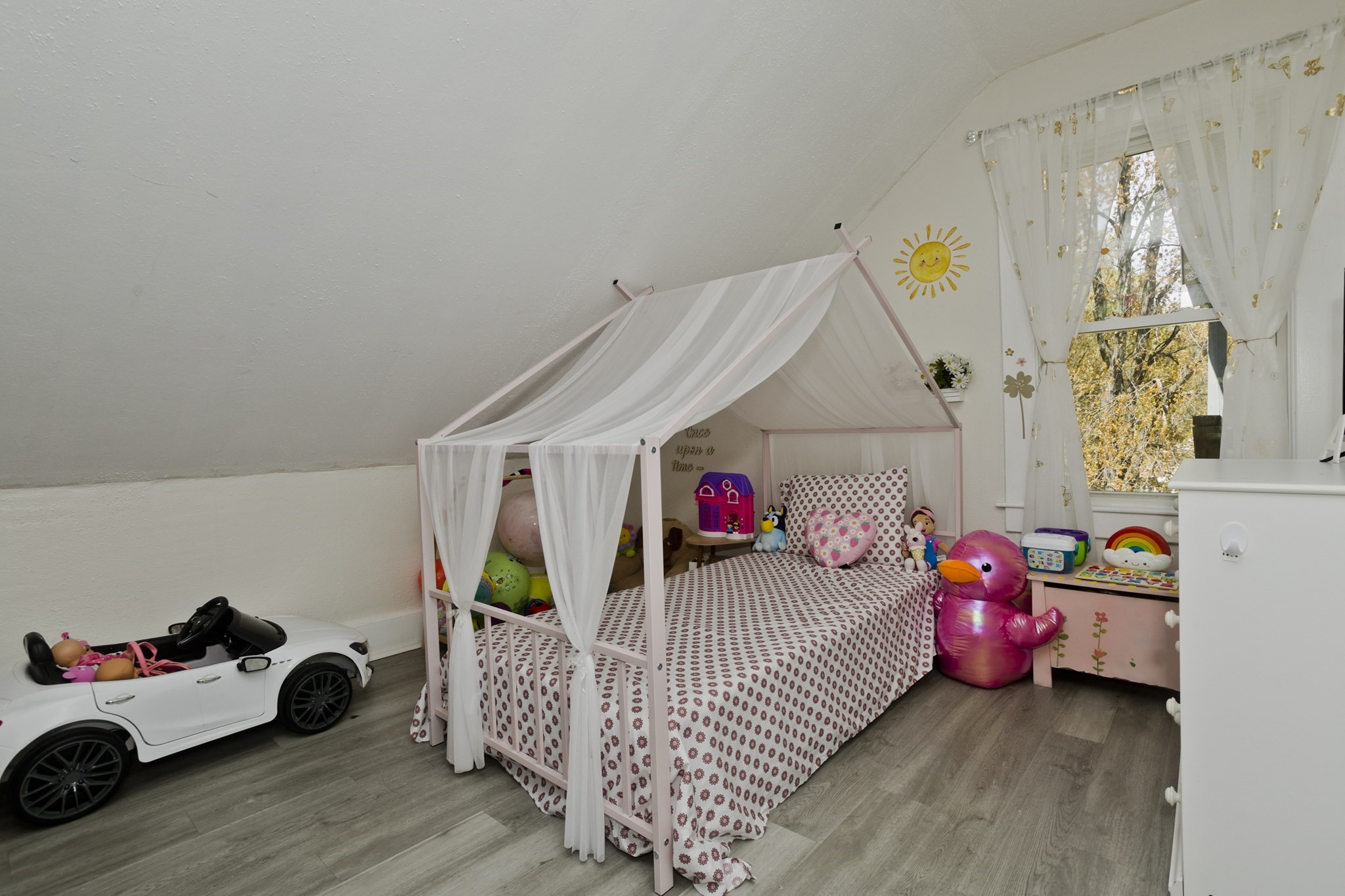 4 Columbia St, Holyoke, MA 01040 - Image 35