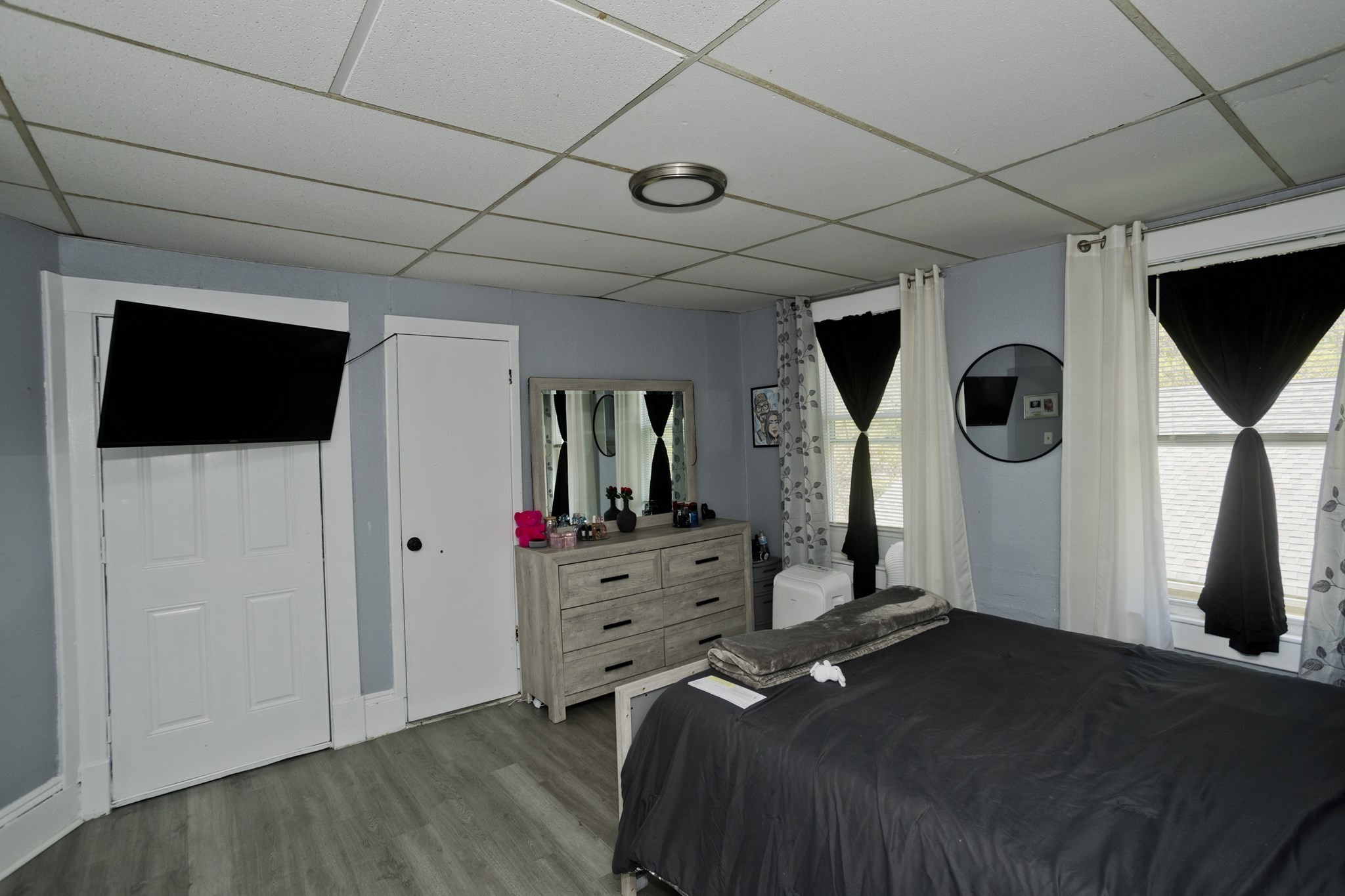 4 Columbia St, Holyoke, MA 01040 - Image 8