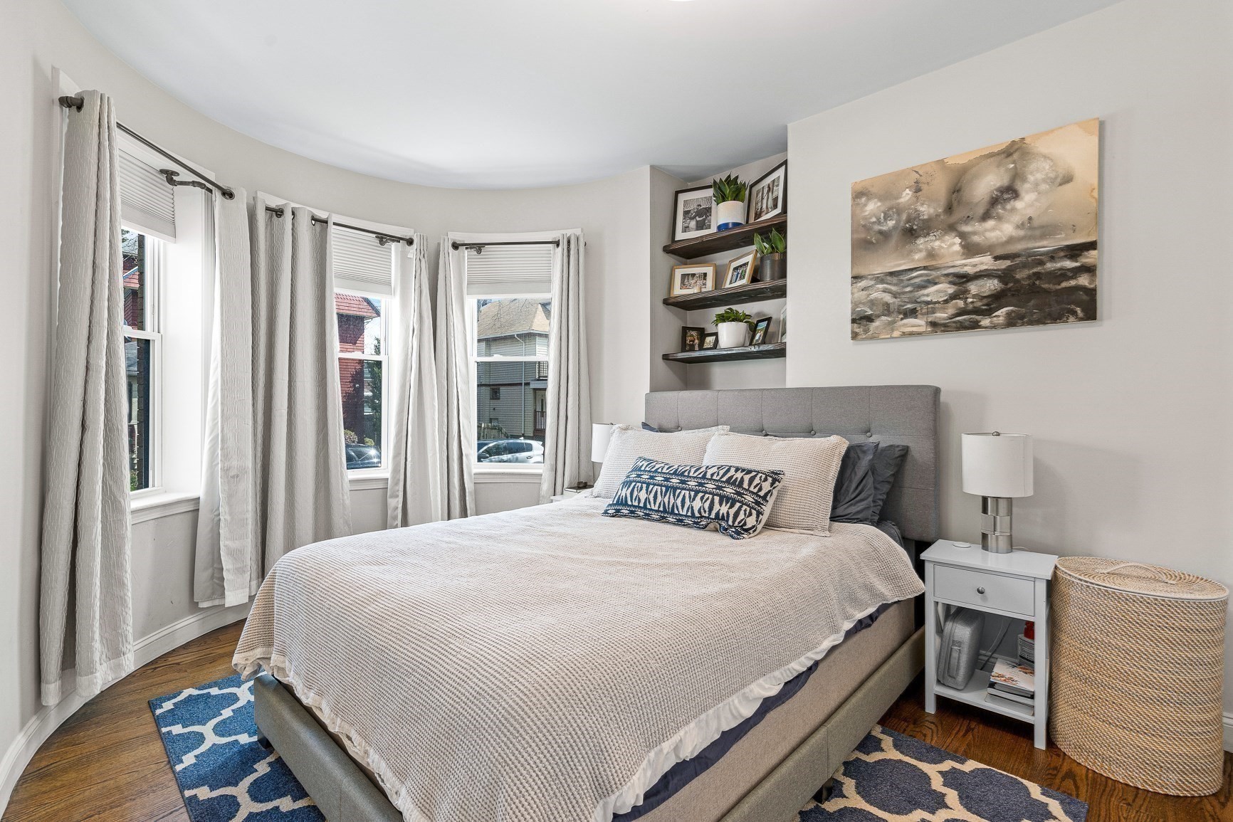 dorchester - #73347472