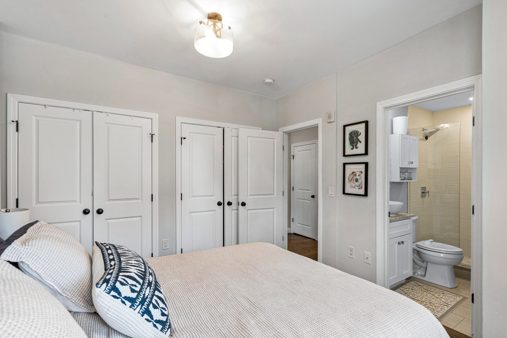 dorchester - #73347472