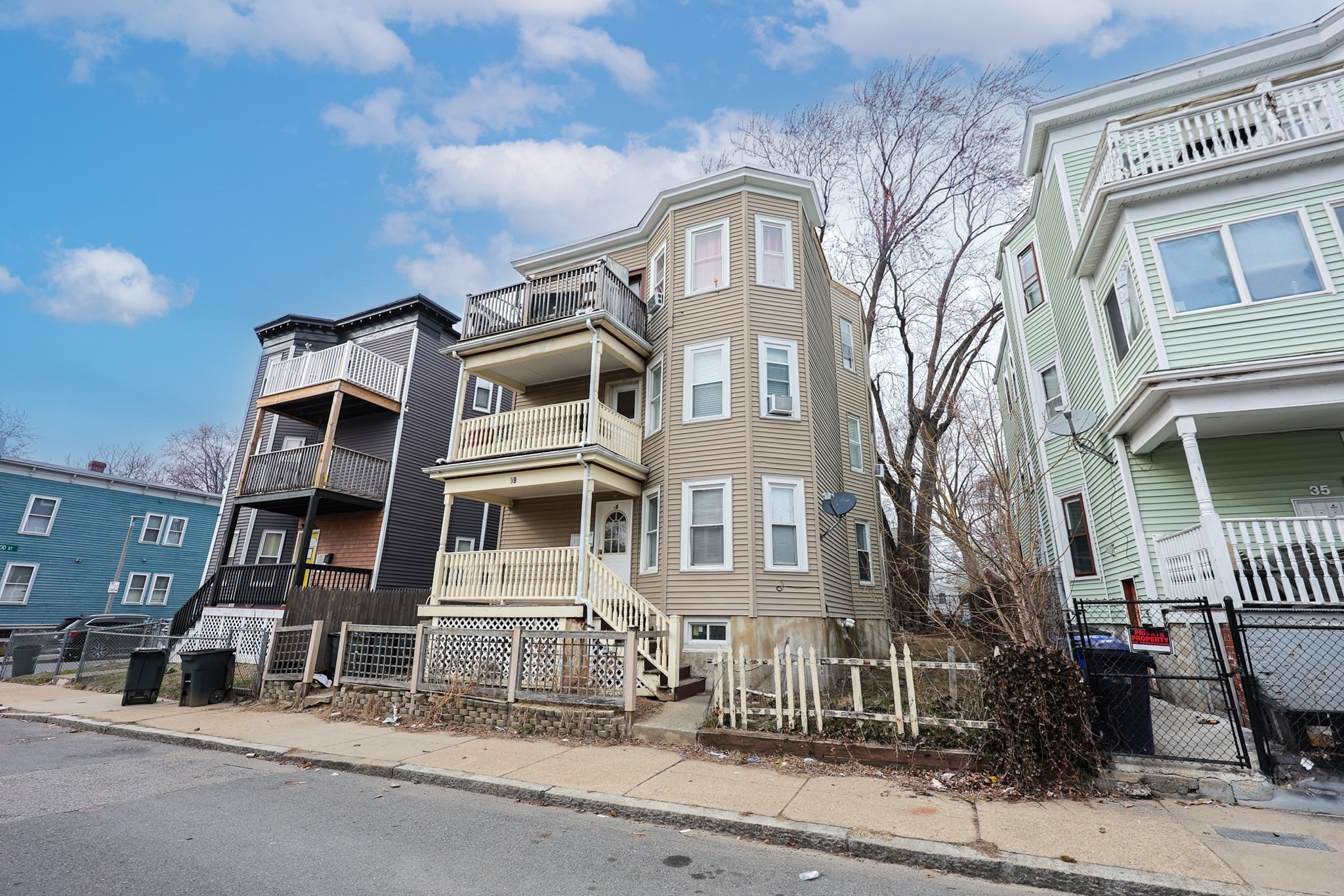 dorchester - #73347857