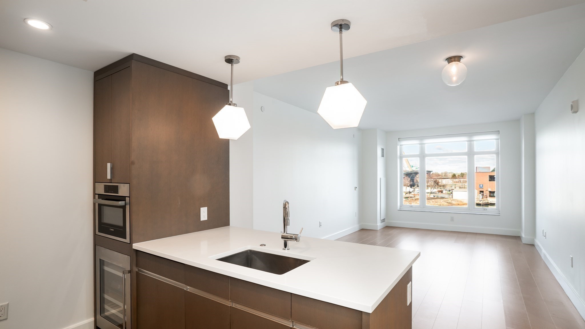 100 Lovejoy Wharf Unit 4H, West End, Boston, MA 02114