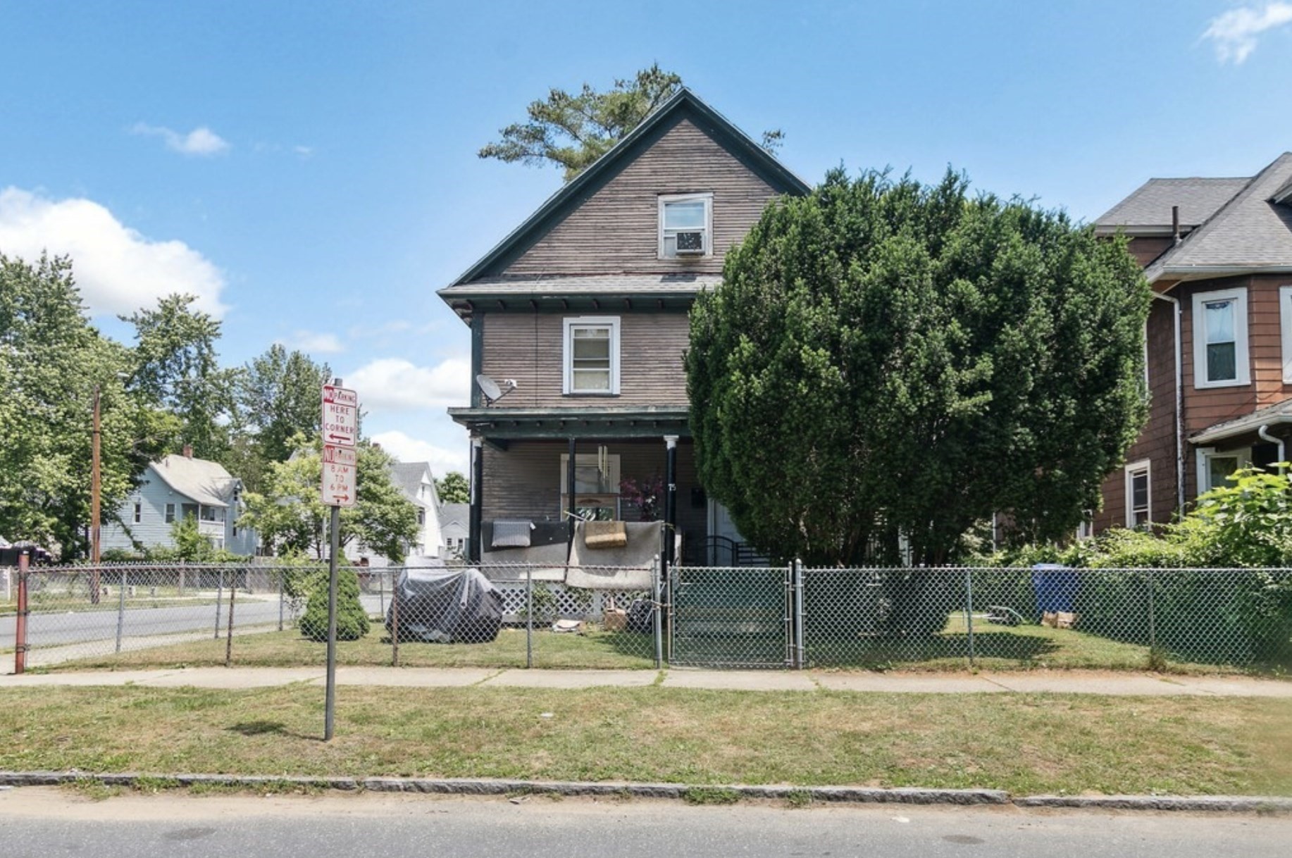 75 Oak Grove Ave, Springfield, MA 01109