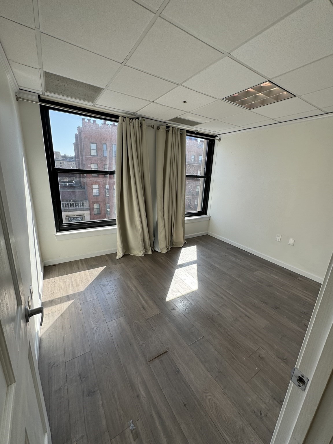 137 Newbury St. Unit A, Back Bay, Boston, MA 02116 - Image 10
