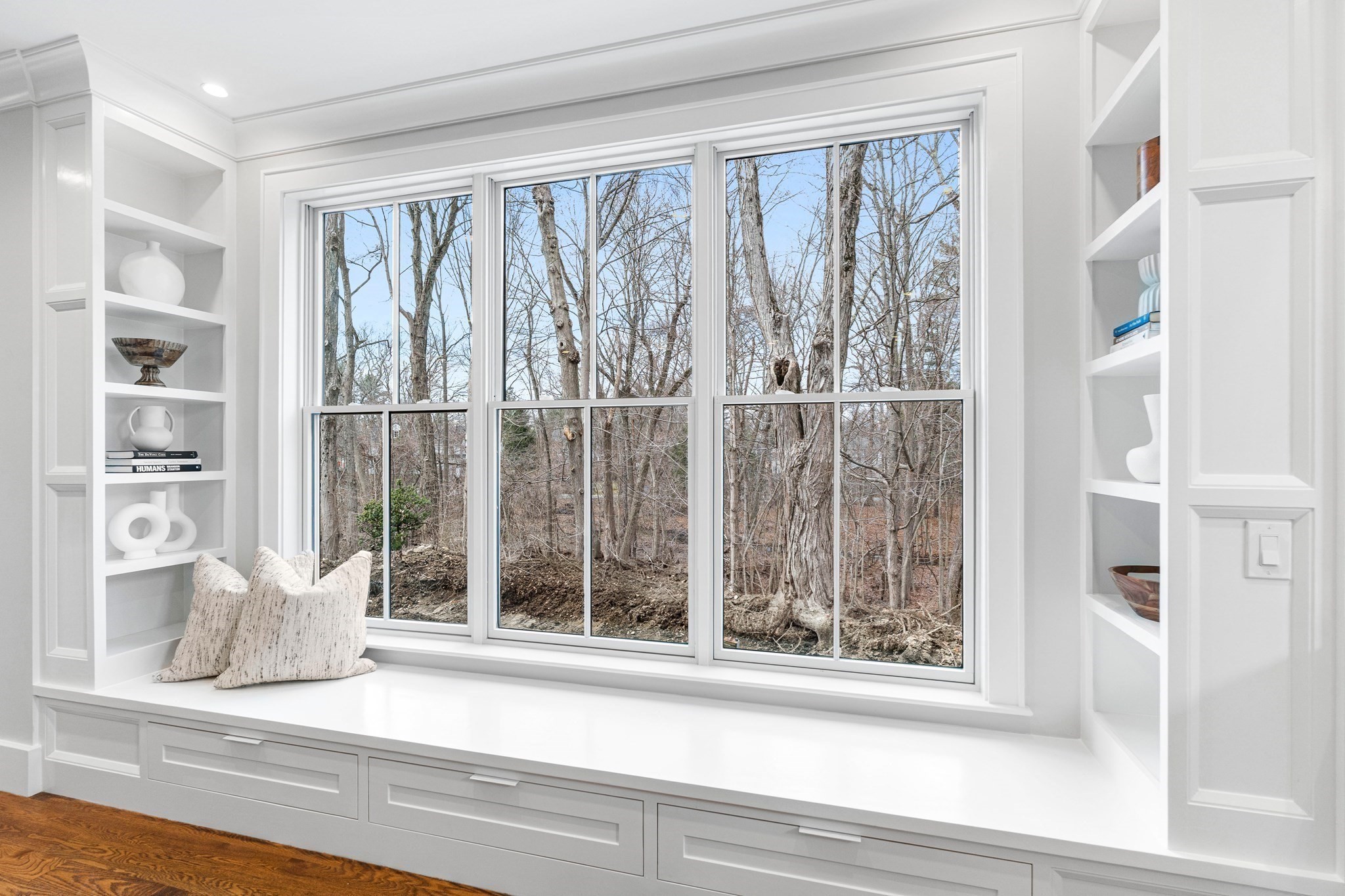 wellesley - #73351786