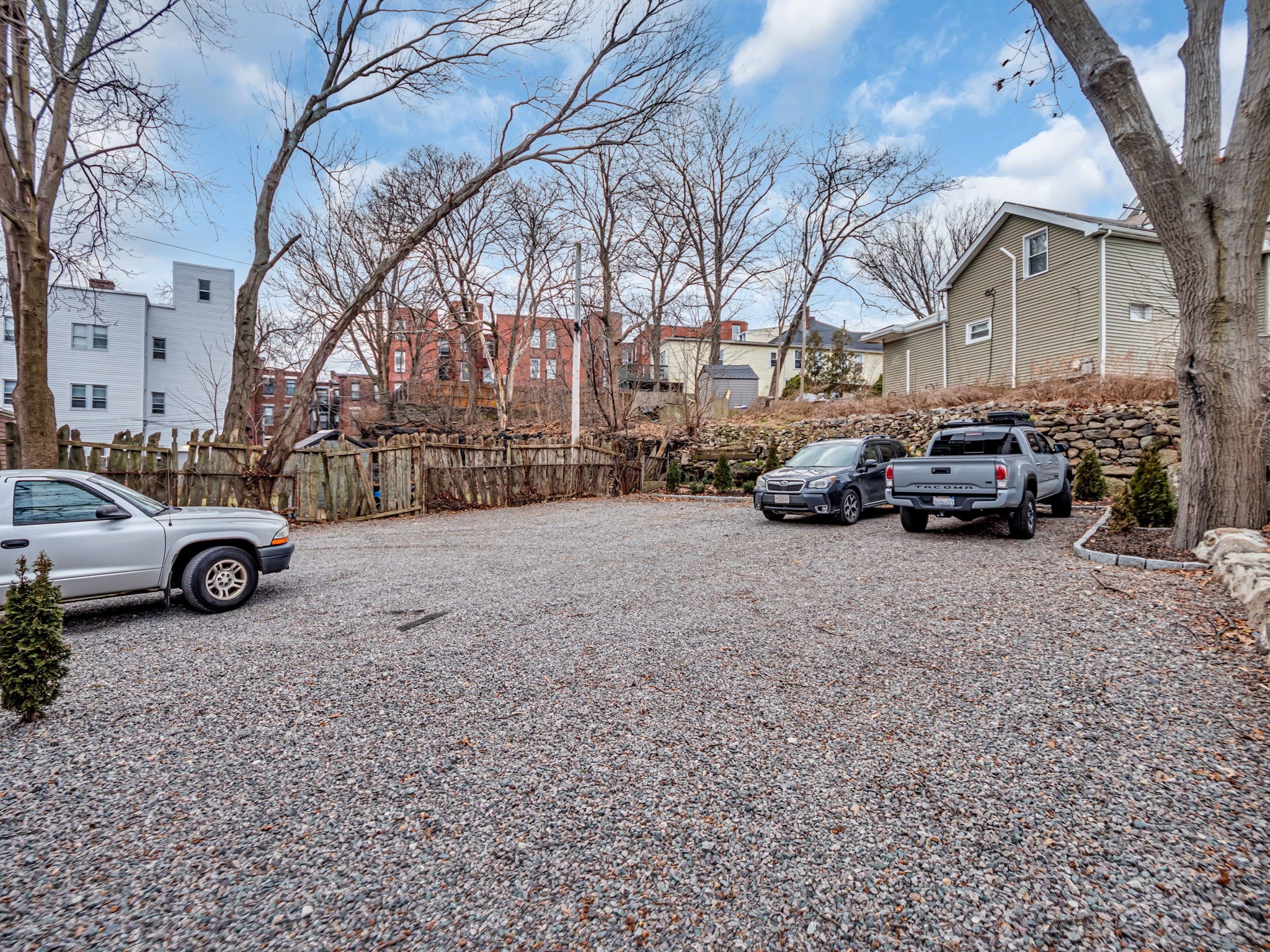 roxbury - #73352001