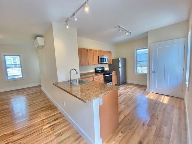 30 Cherry St Unit B, Northampton, MA 01060 - Image 12