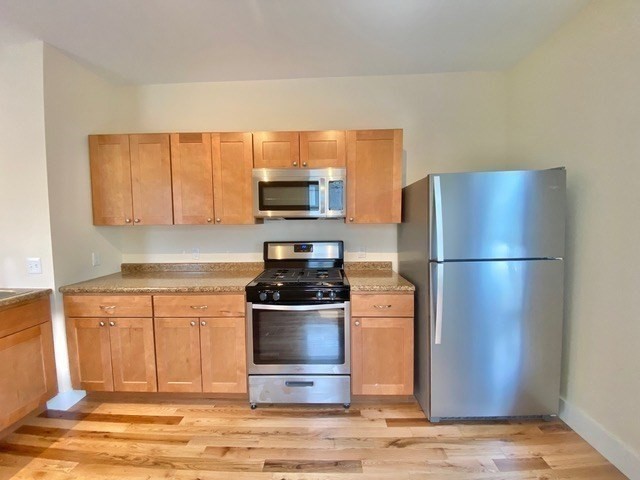 30 Cherry St Unit B, Northampton, MA 01060 - Image 6