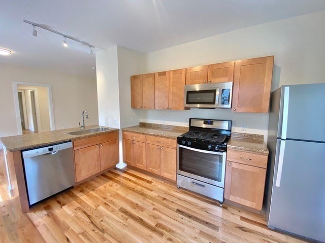 30 Cherry St Unit B, Northampton, MA 01060 - Image 7