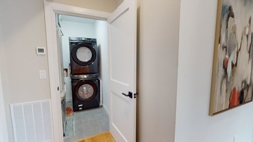 81 Chestnut Hill Ave, Apt 1r