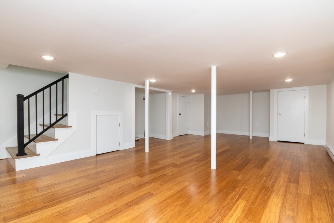 dorchester - #73353190
