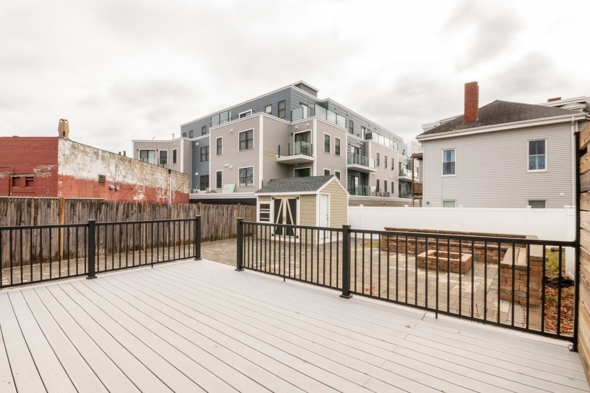 dorchester - #73353190