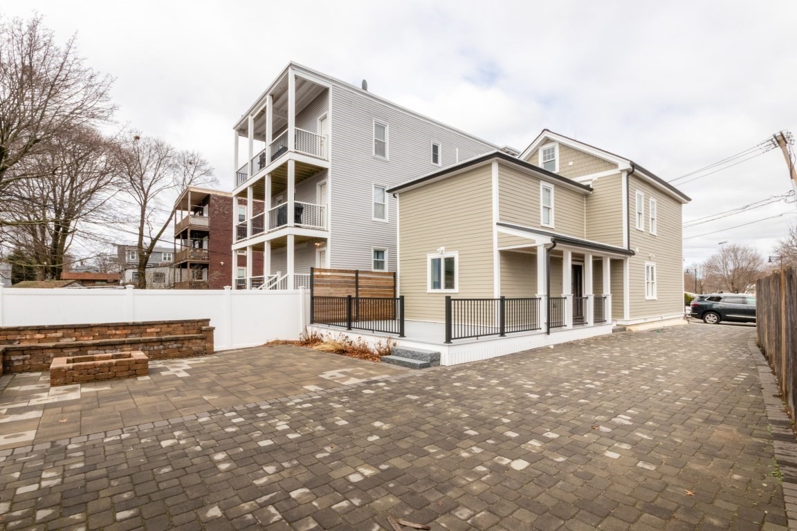 dorchester - #73353190