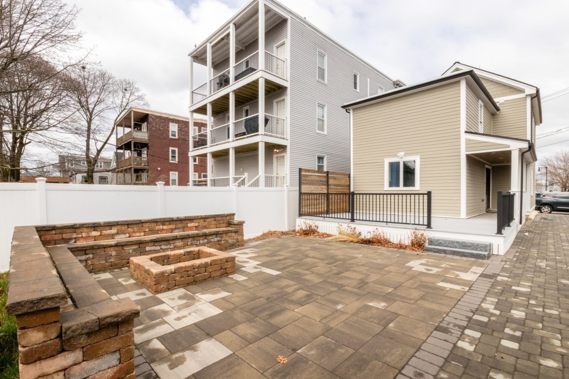 dorchester - #73353190
