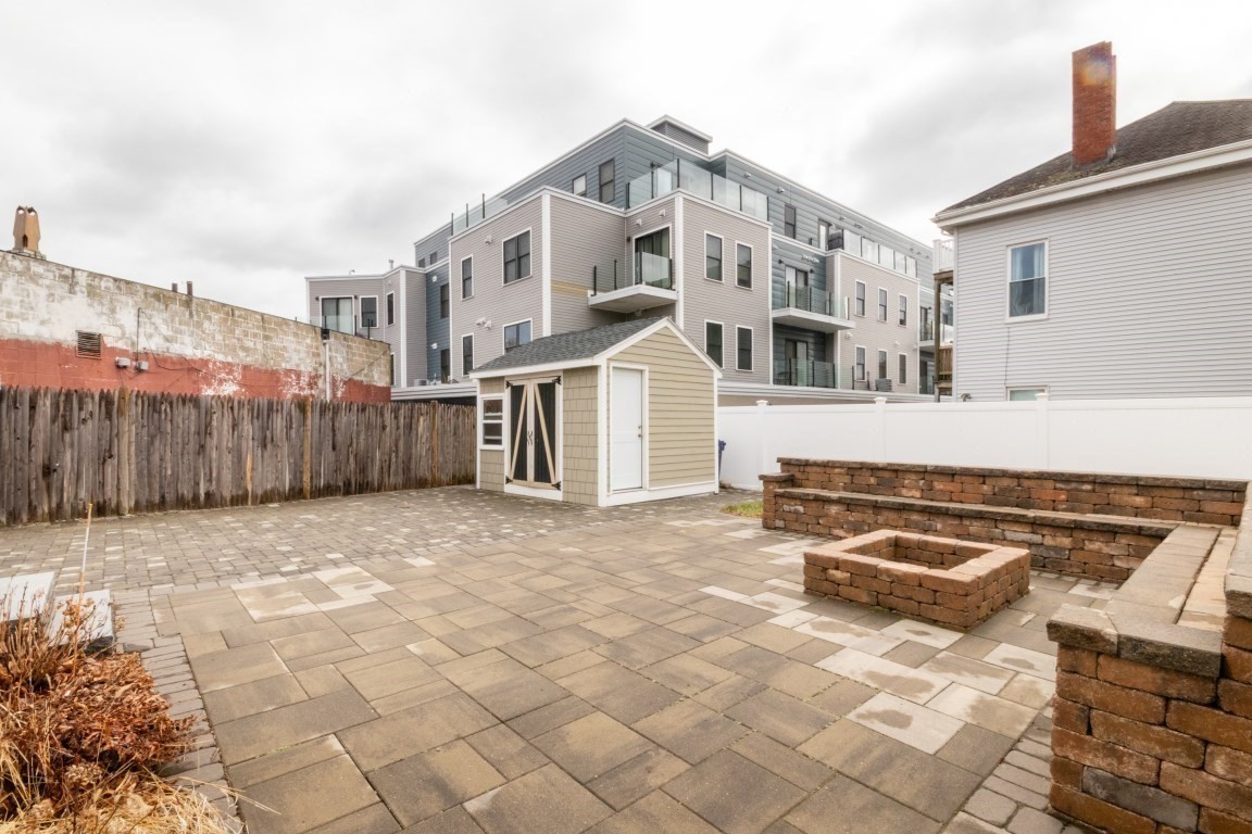 dorchester - #73353190
