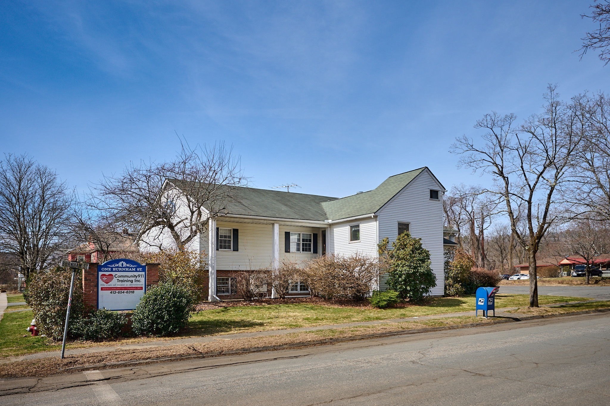 1 Burnham St, Montague, MA 01376