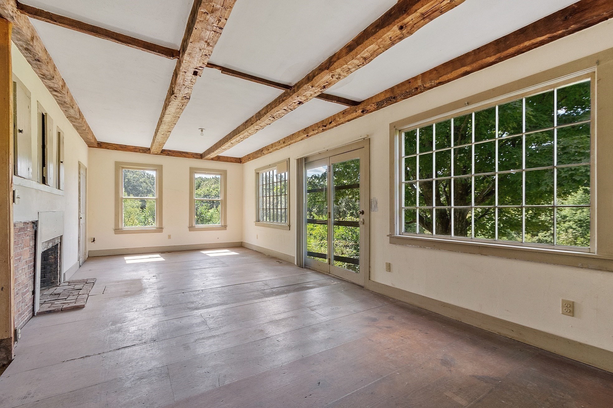 66 Wellington Road, Ashby, MA 01431