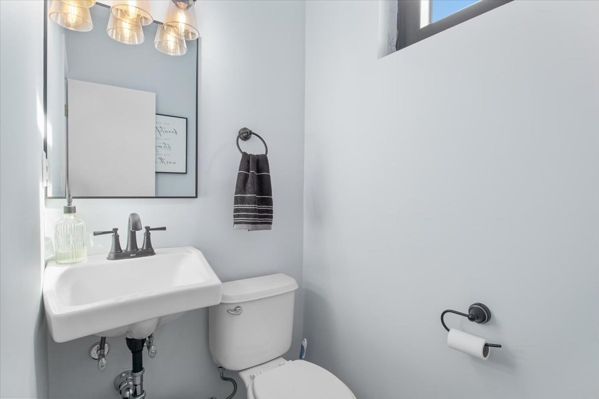 384 Washington Street, Westwood, MA 02090 - Image 8