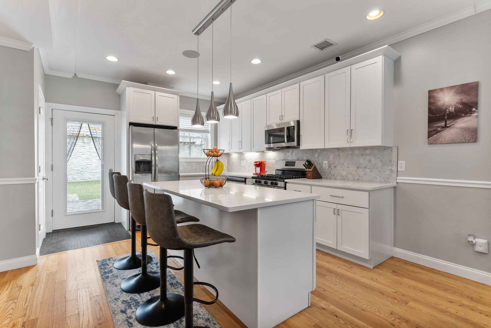 roxbury - #73356550